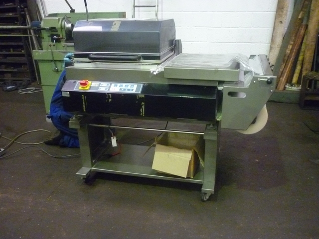 Shrink Wrapping Machine Model EKH-155