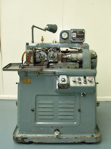 Thread Rolling Machine