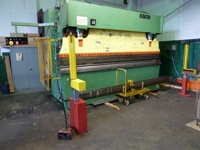 Haco PPH 200-Ton x 4050mm Over Bed Downstroke Hydraulic Press Brake