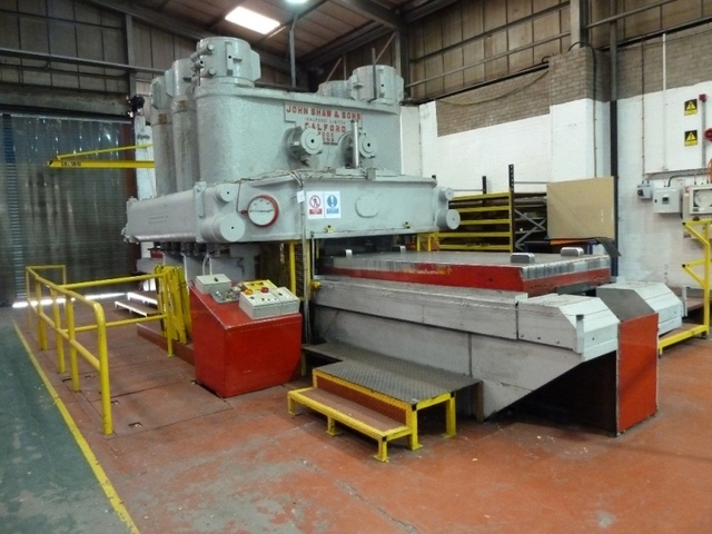 John Shaw & Sons 8000 Ton Capacity 6 Column Vertical Rubber Press