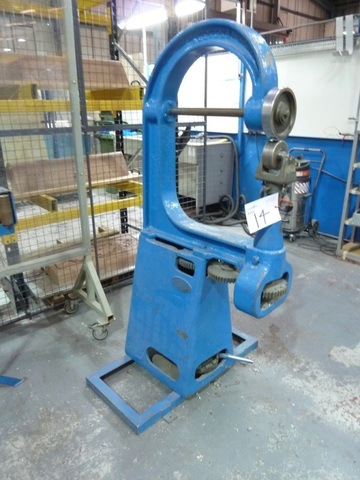 Keetona 20’’ Wheeling Machine