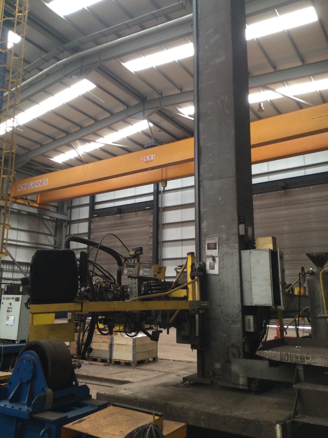 ESAB Colum ; Boom Sub-Arc Welding Plant