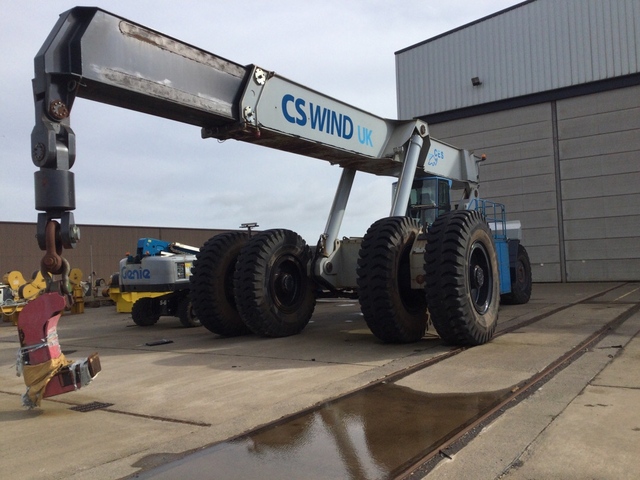 CES Model VRS K 150 ton Reach Stacker