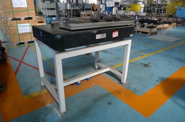 Alpha Granite surface table, 1200 x 800mm with steel stand