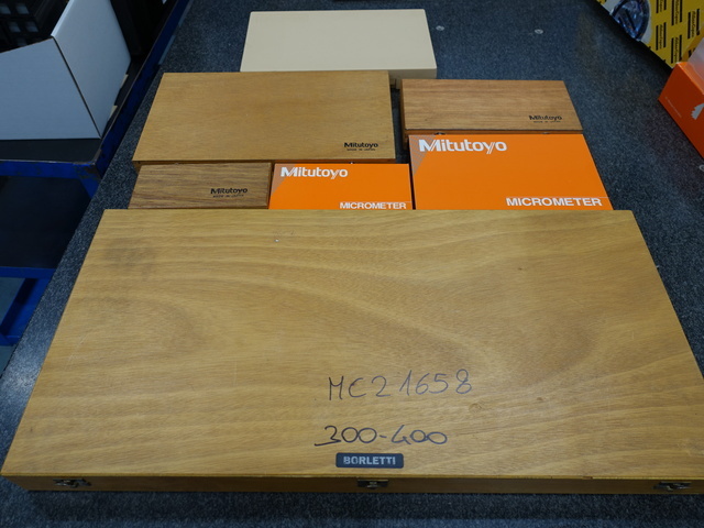Mitutoyo / Borletti Micrometers