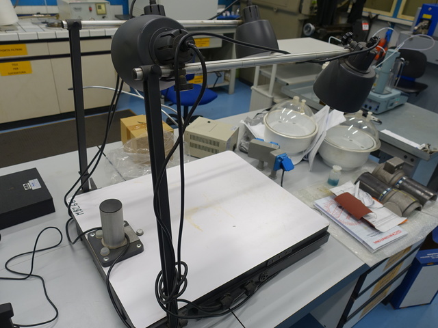 Bench top inspection table, 600 x 740mm with four lamps