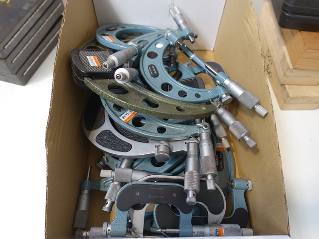 Assorted micrometers including Mitutoyo 25-50 (Qty 3),