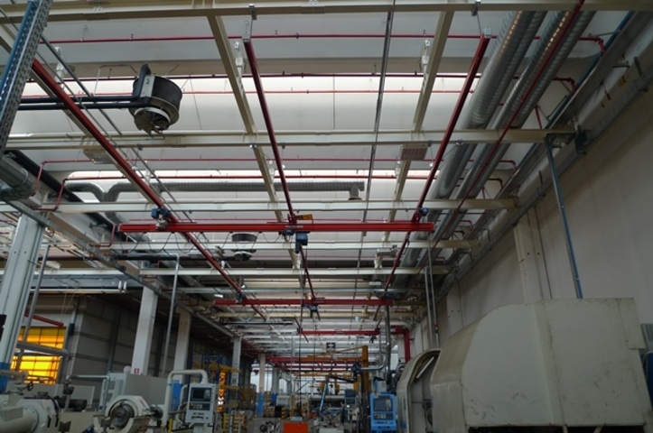 Demag Chain hoists with KBK monorail system