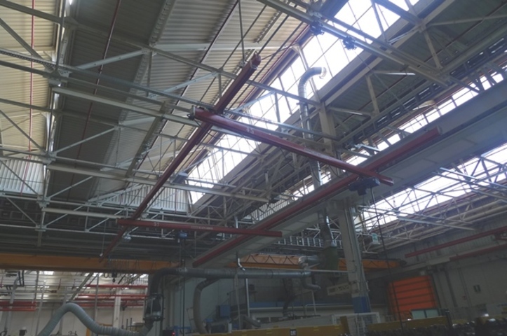 Demag Chain hoists with KBK monorail system