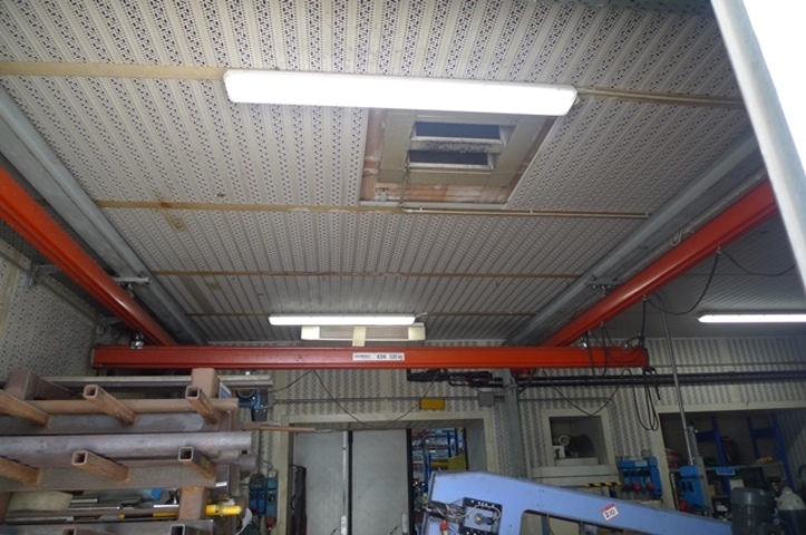 Demag Chain hoist with KBK rail system