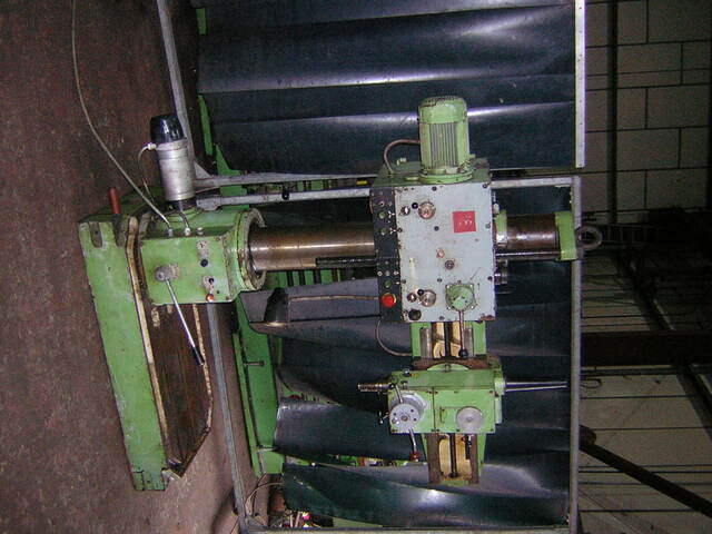 Russian 3ft Radial Drill, 3 Morse Taper