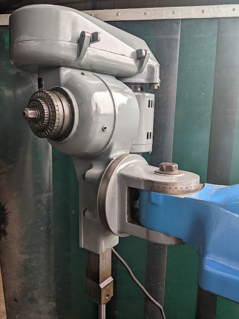 Bridgeport Vari Speed Turret Mill