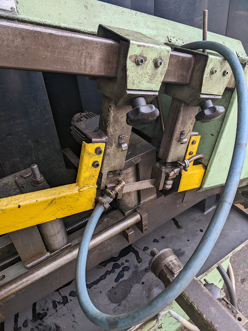 Bauer HS 260 Automatic Bandsaw