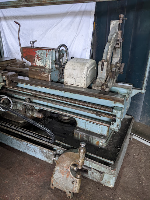 DSG Type 2112 x 100 Centre Lathe