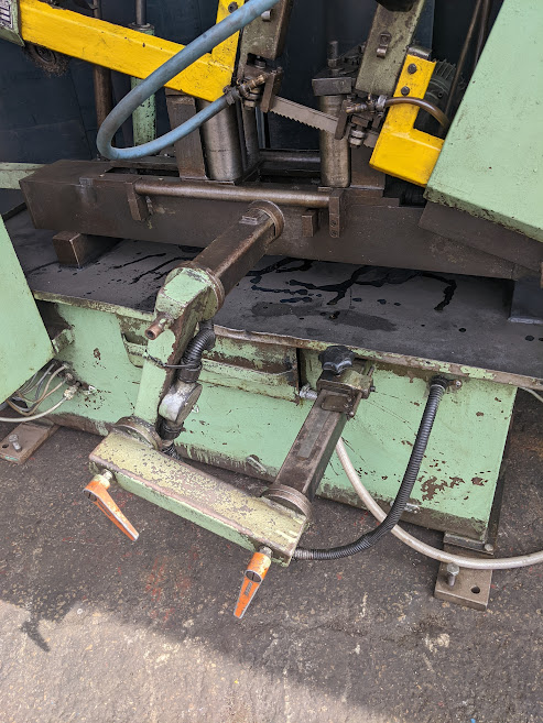 Bauer HS 260 Automatic Bandsaw