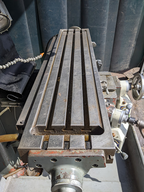 KRV 2000 Turret Mill