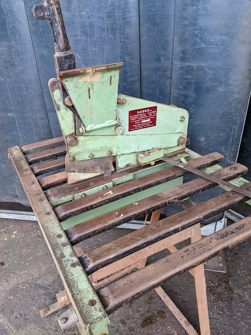 Gabro M2 Guillotine / Notcher