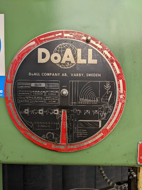 Do-All Vertical Bandsaw