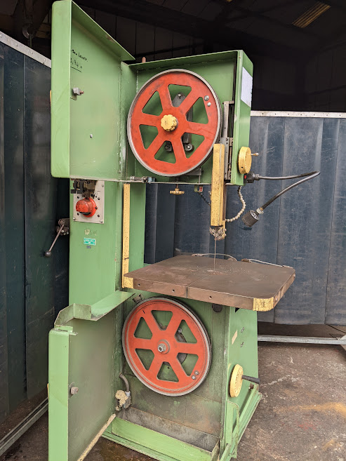 Do-All Vertical Bandsaw