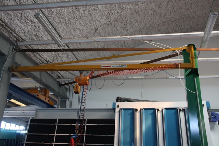 Elephant Pillar Type 200kg SWL Jib Crane