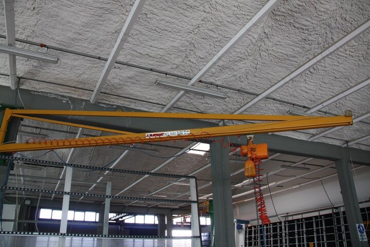 Elephant Pillar Mounted 500kg SWL Swing Arm Jib Crane