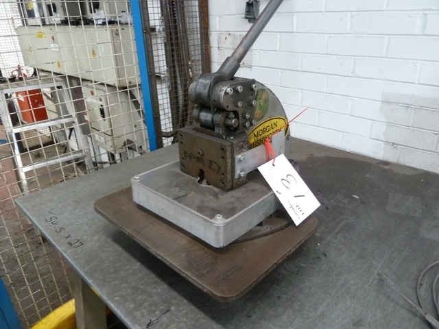 Morgan Rushworth Hand Operated Corner Notcher