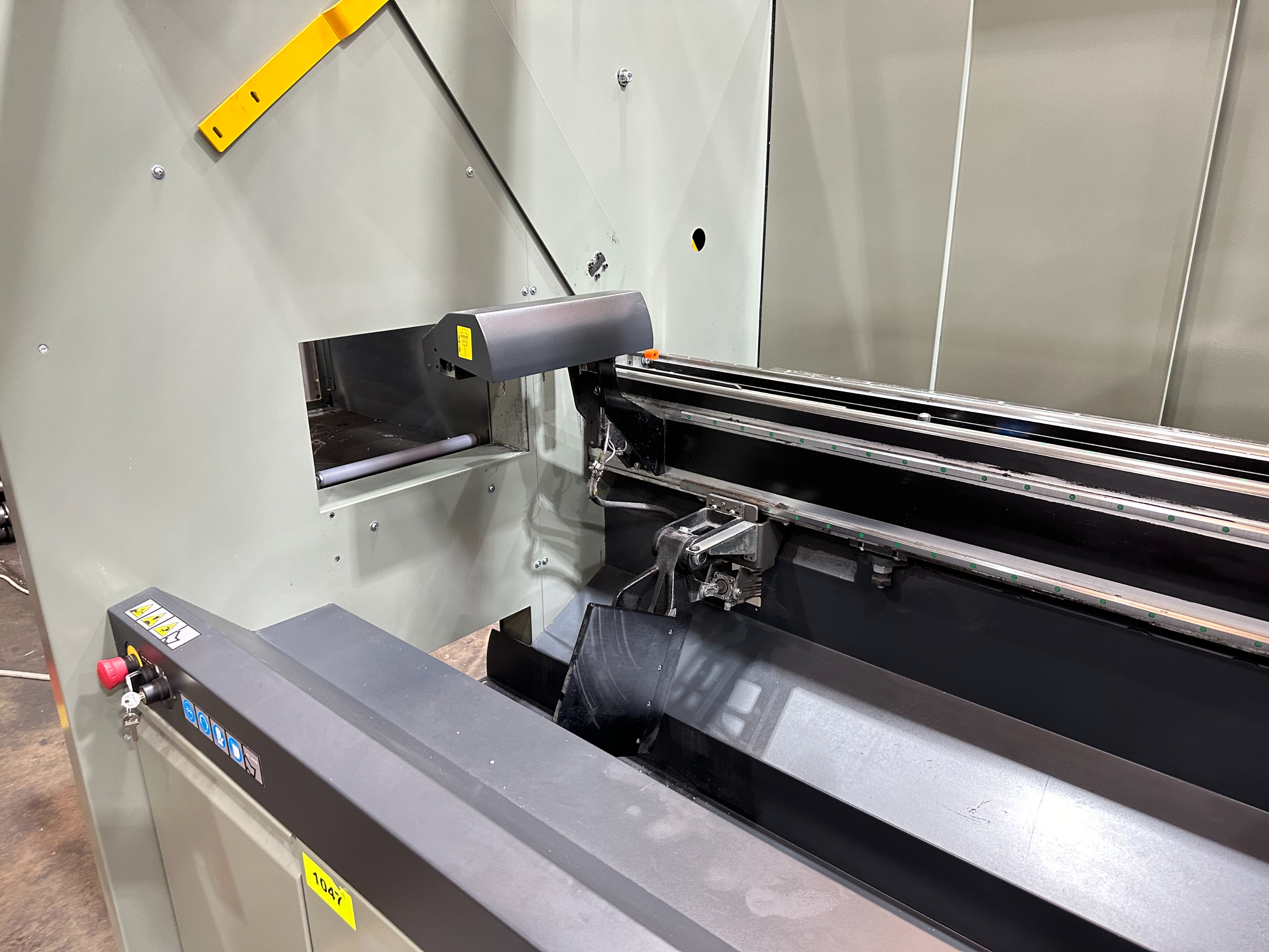 Emmegi Phantomatic M3 CNC Machining Centre