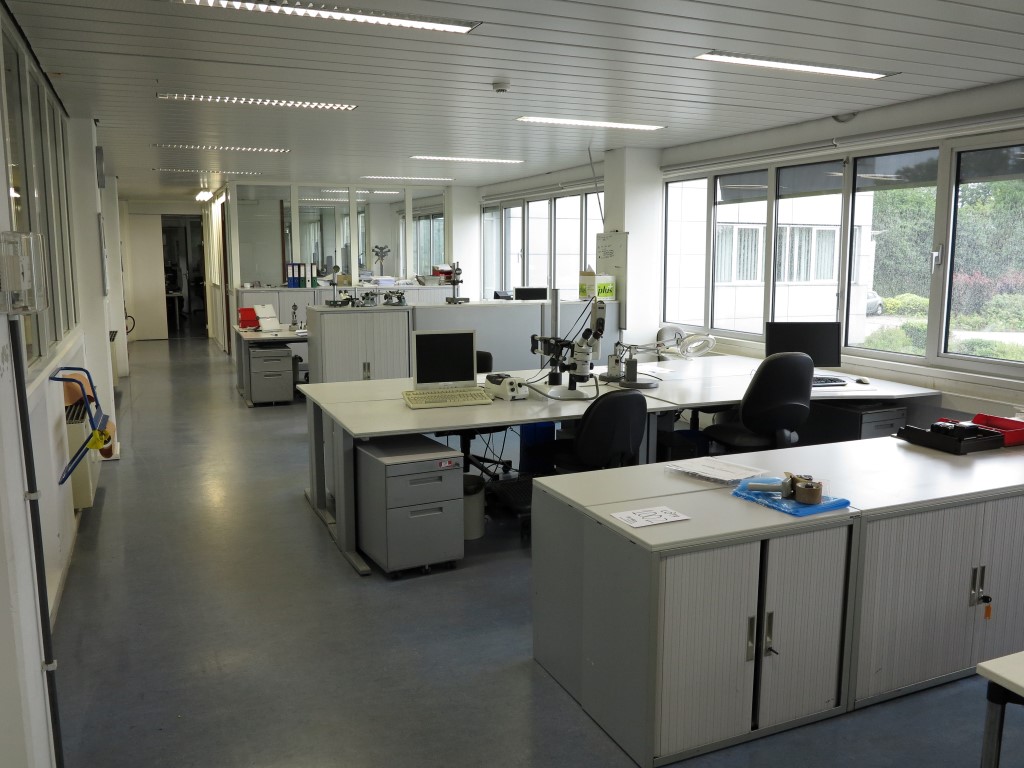 Office Furniture, 8 Workplaces, Chairs, Pedestal