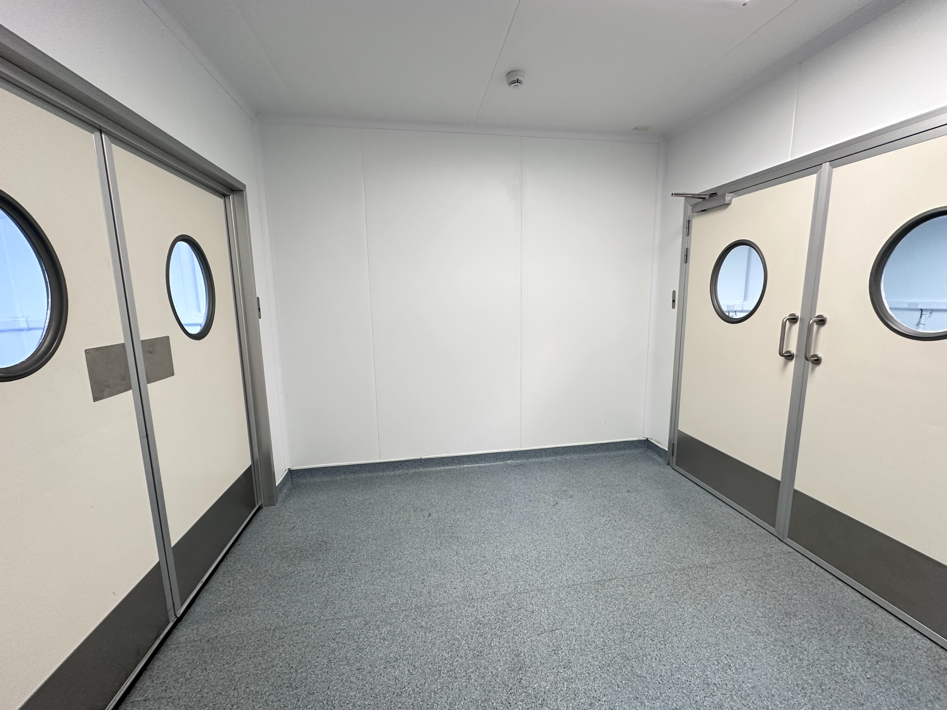 Life Science Class 7 Clean Room (2012)