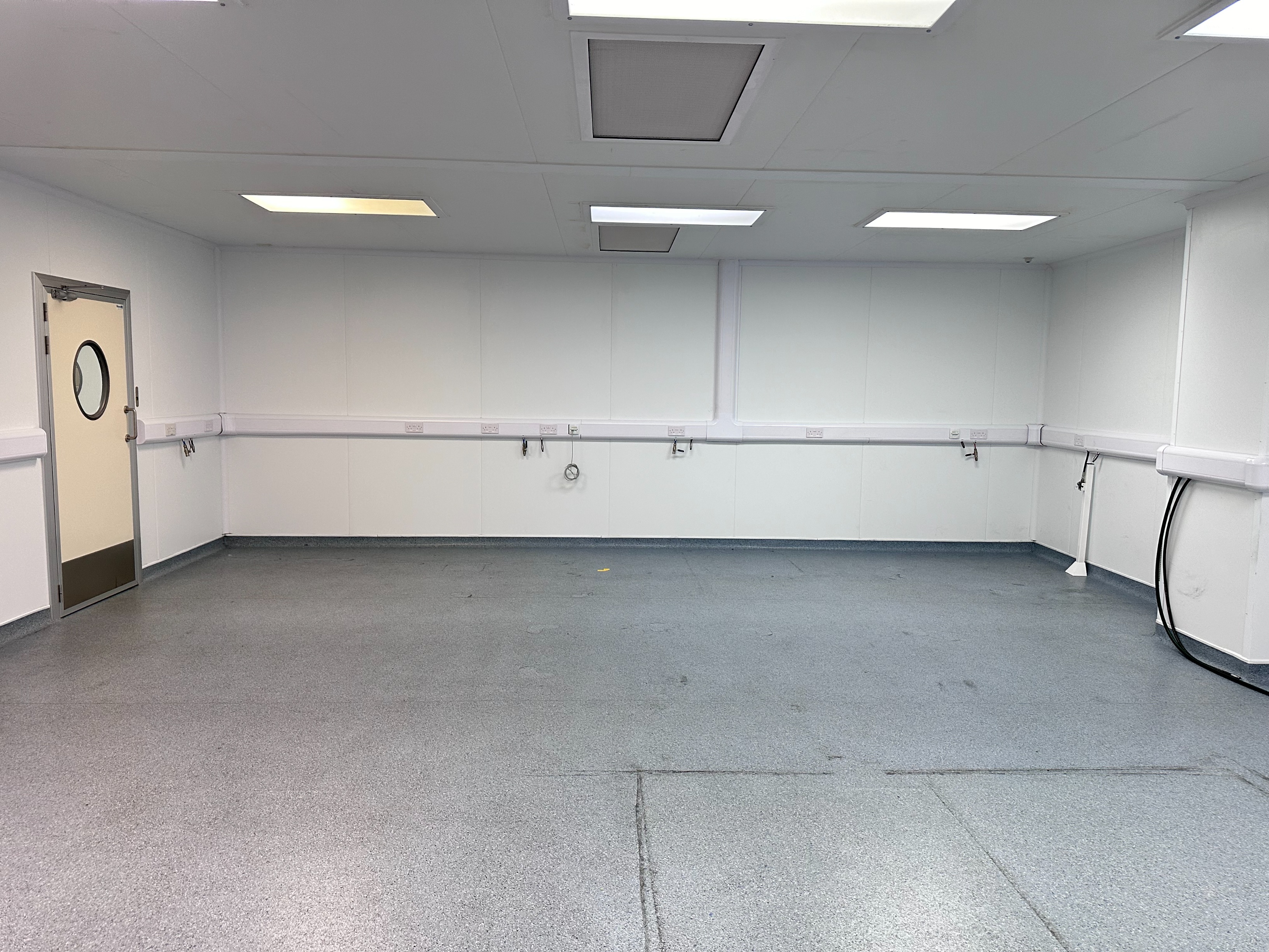 Life Science Class 7 Clean Room (2012)