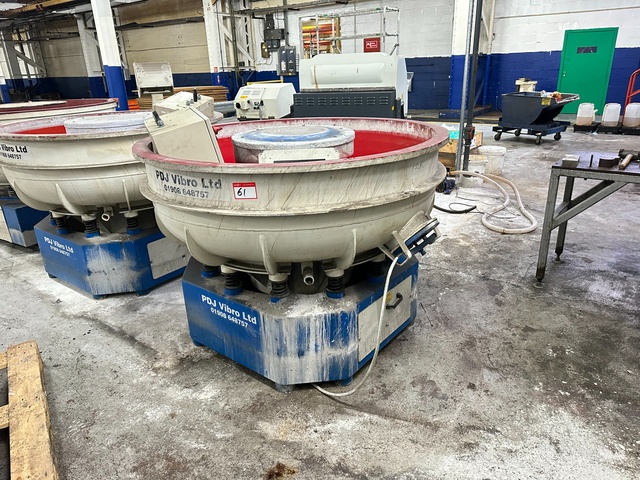 PDJ Vibro Super Finish Vibratory Deburring Machine