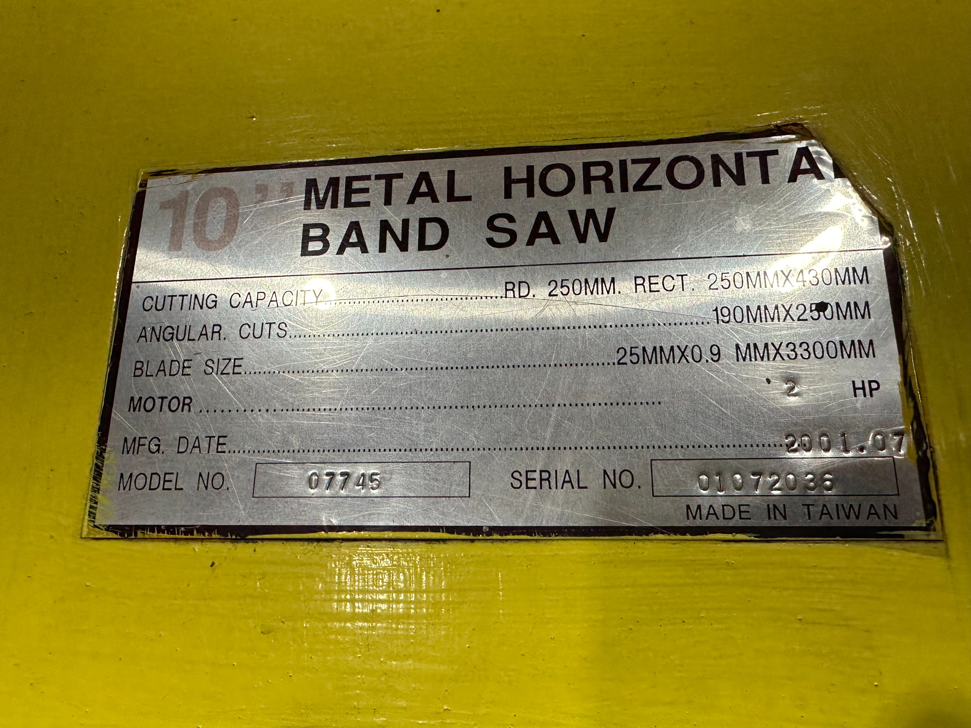10" Horizontal Bandsaw Model 07745