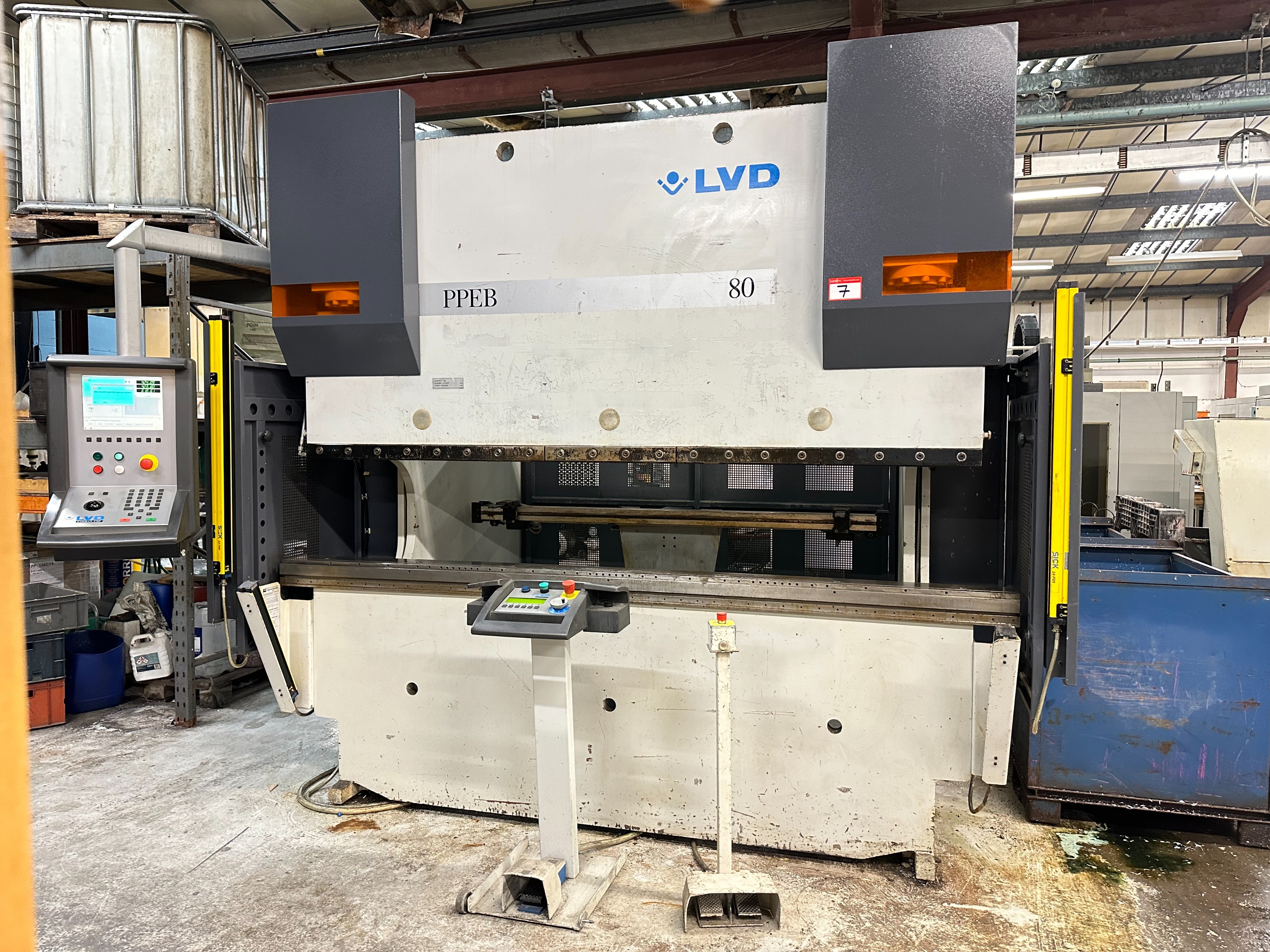 LVD PPEB-EQ (2001) 80 Tonne 2.5m 6 Axis Press Brake