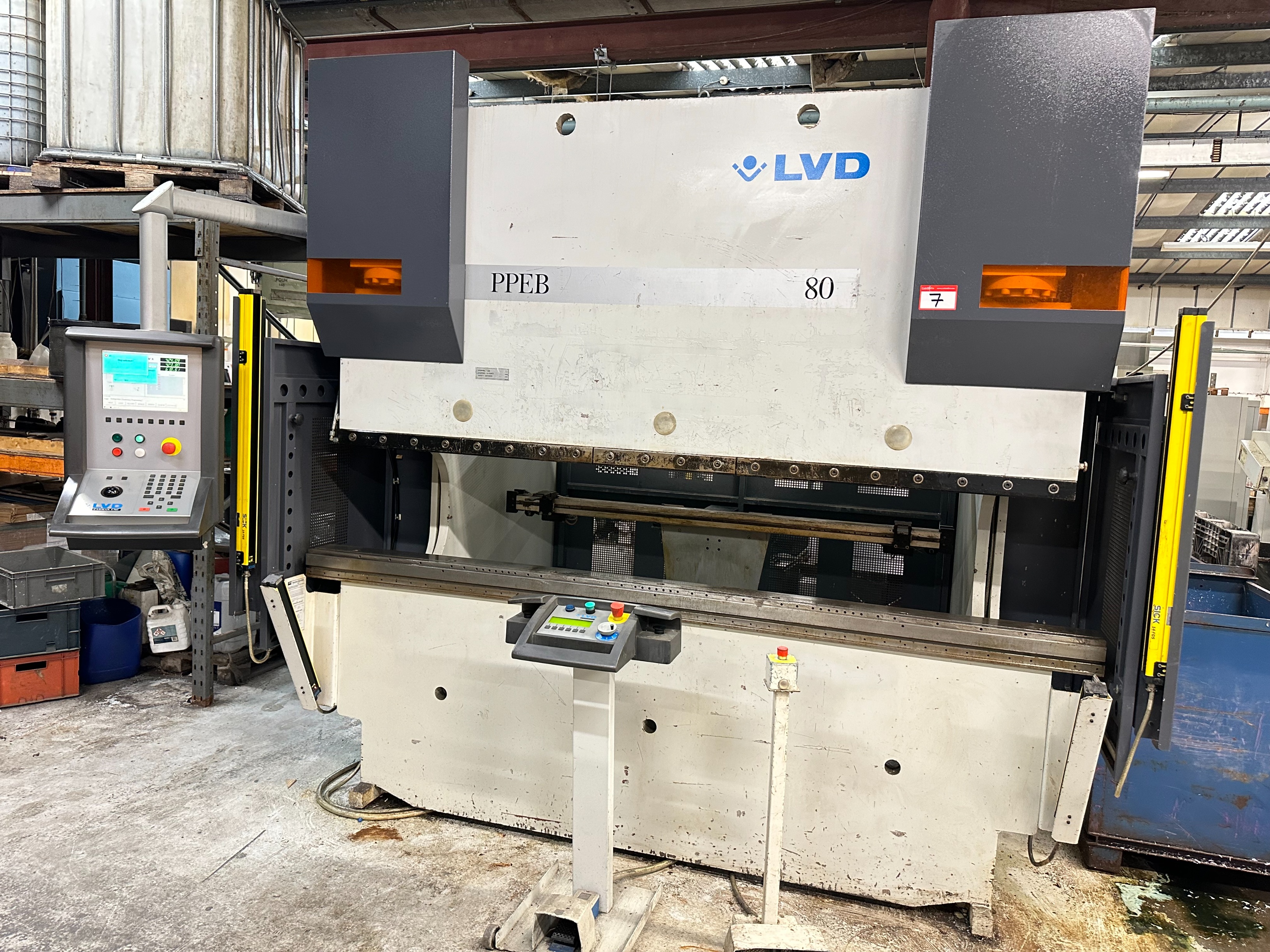 LVD PPEB-EQ (2001) 80 Tonne 2.5m 6 Axis Press Brake