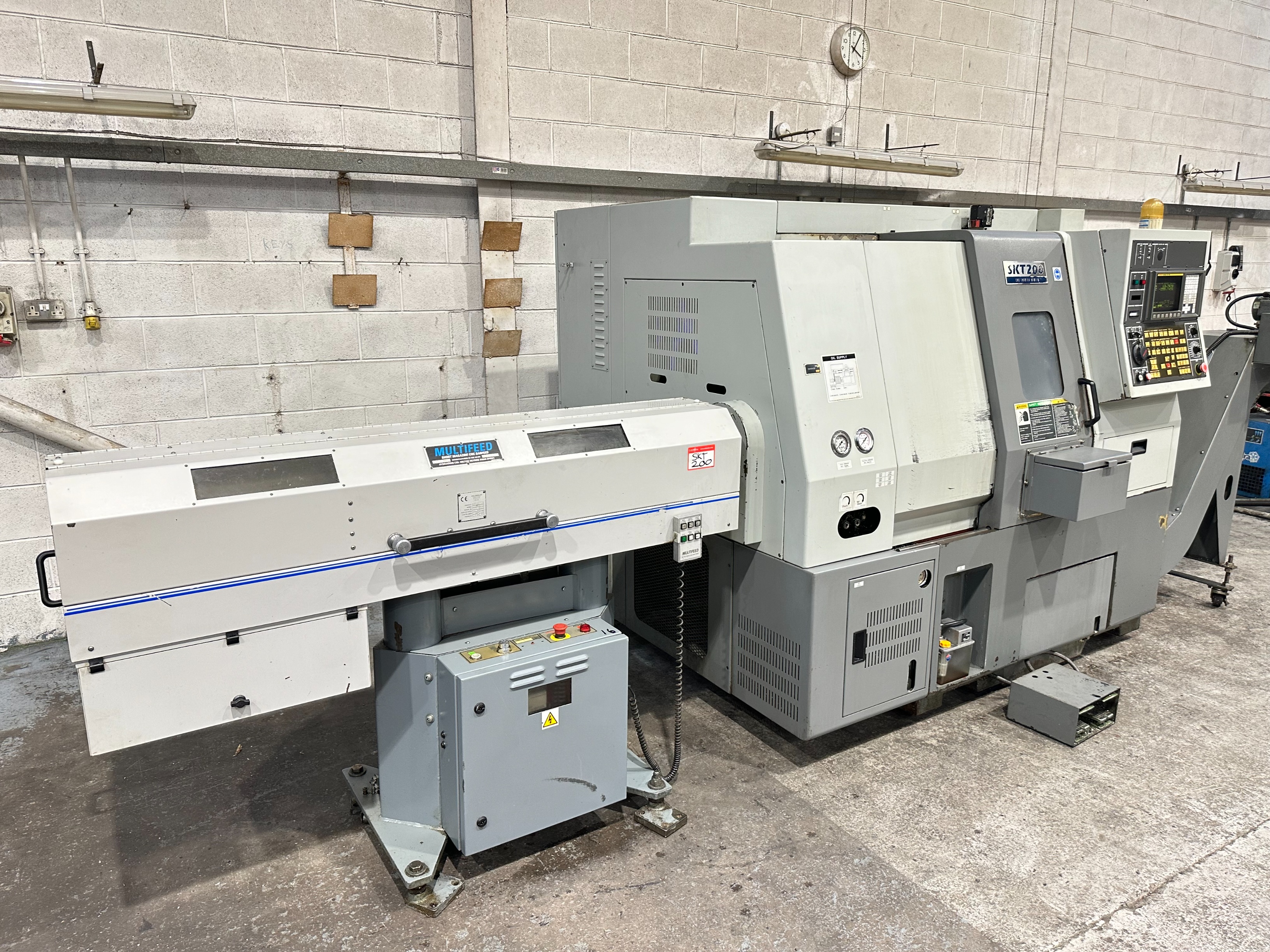 Hyundai Kia SKT200 CNC Lathe (2005)