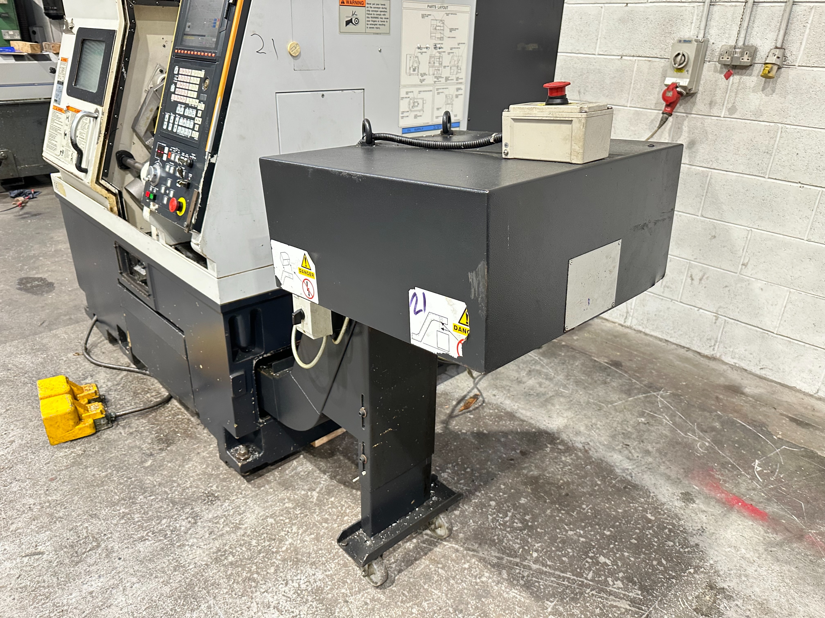 Mazak Turn Nexus 100 CNC Lathe (2004)