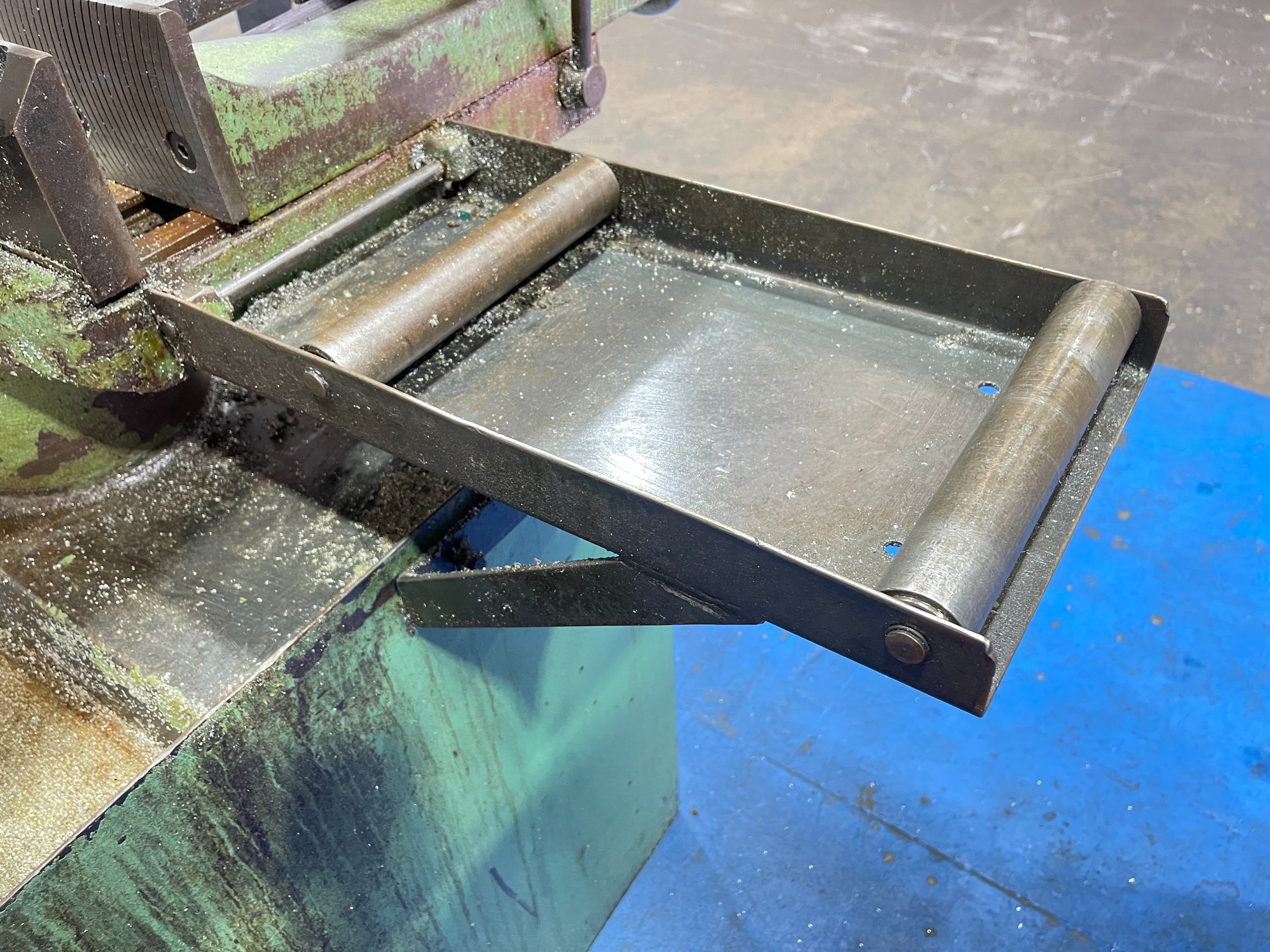 Pull Down Horizontal Bandsaw