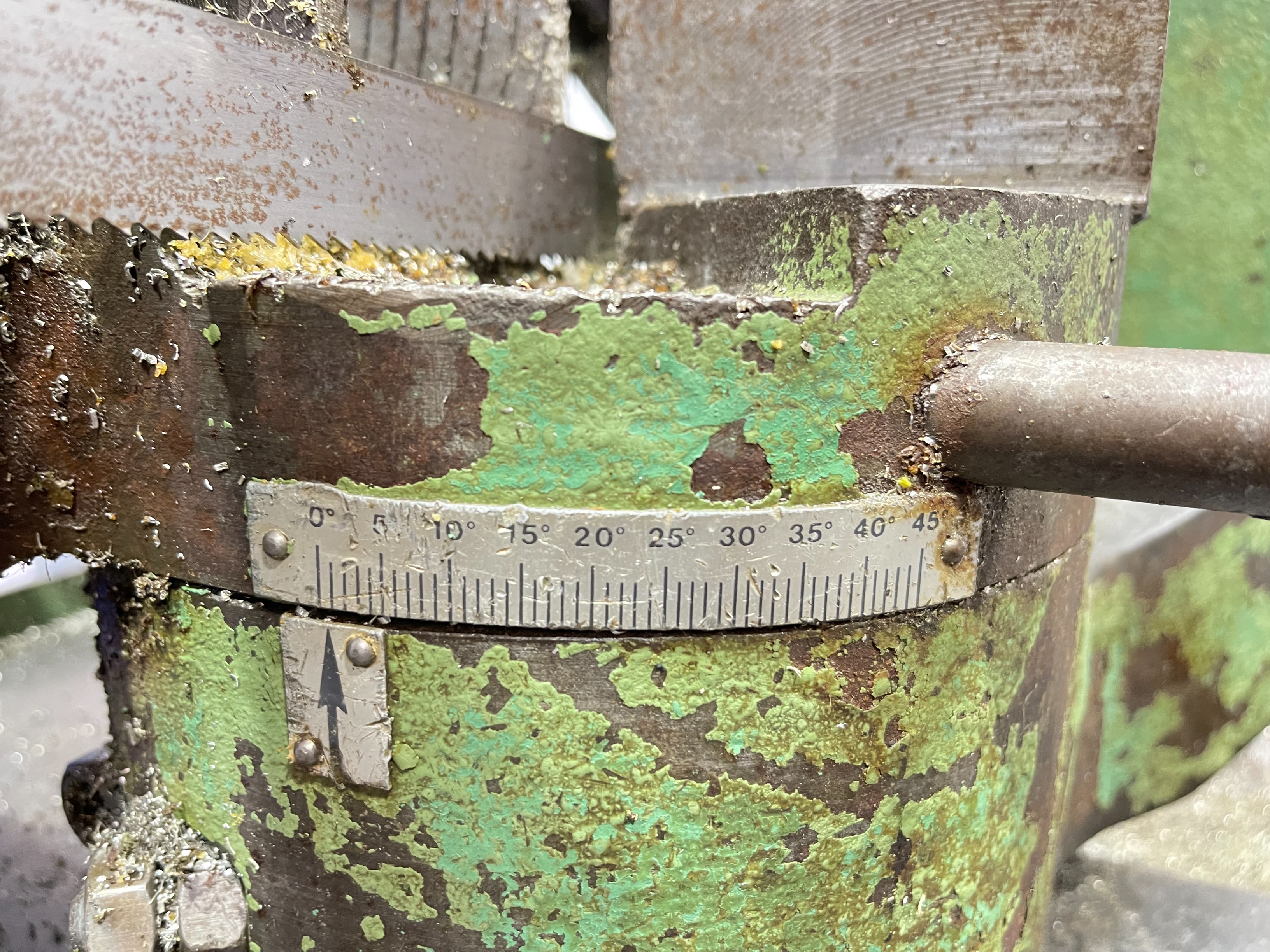 Pull Down Horizontal Bandsaw