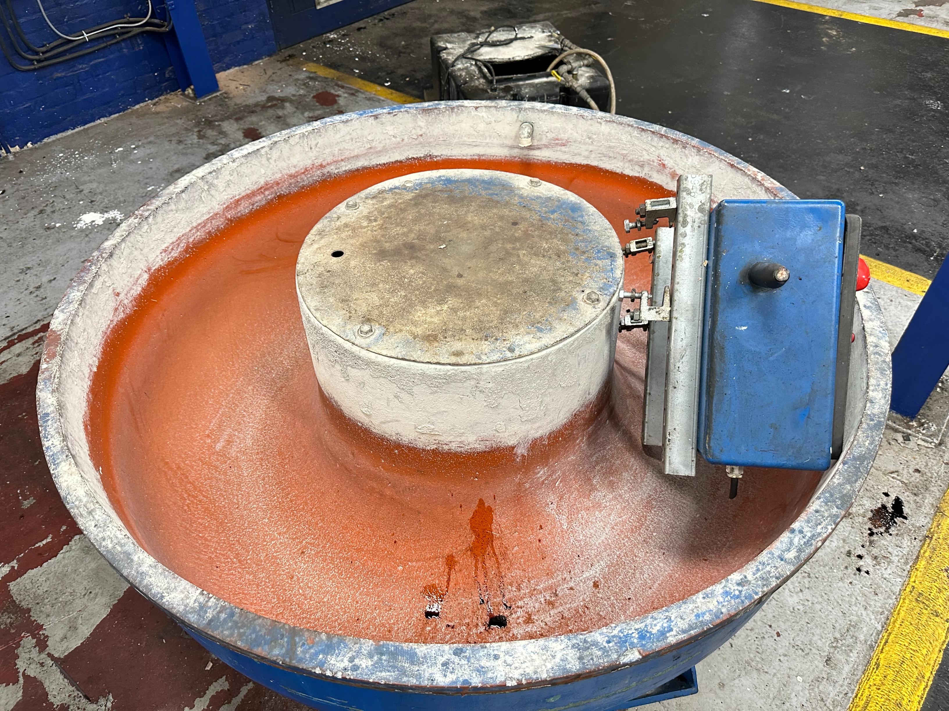 PDJ Vibro Super Finish Vibratory Deburring Machine