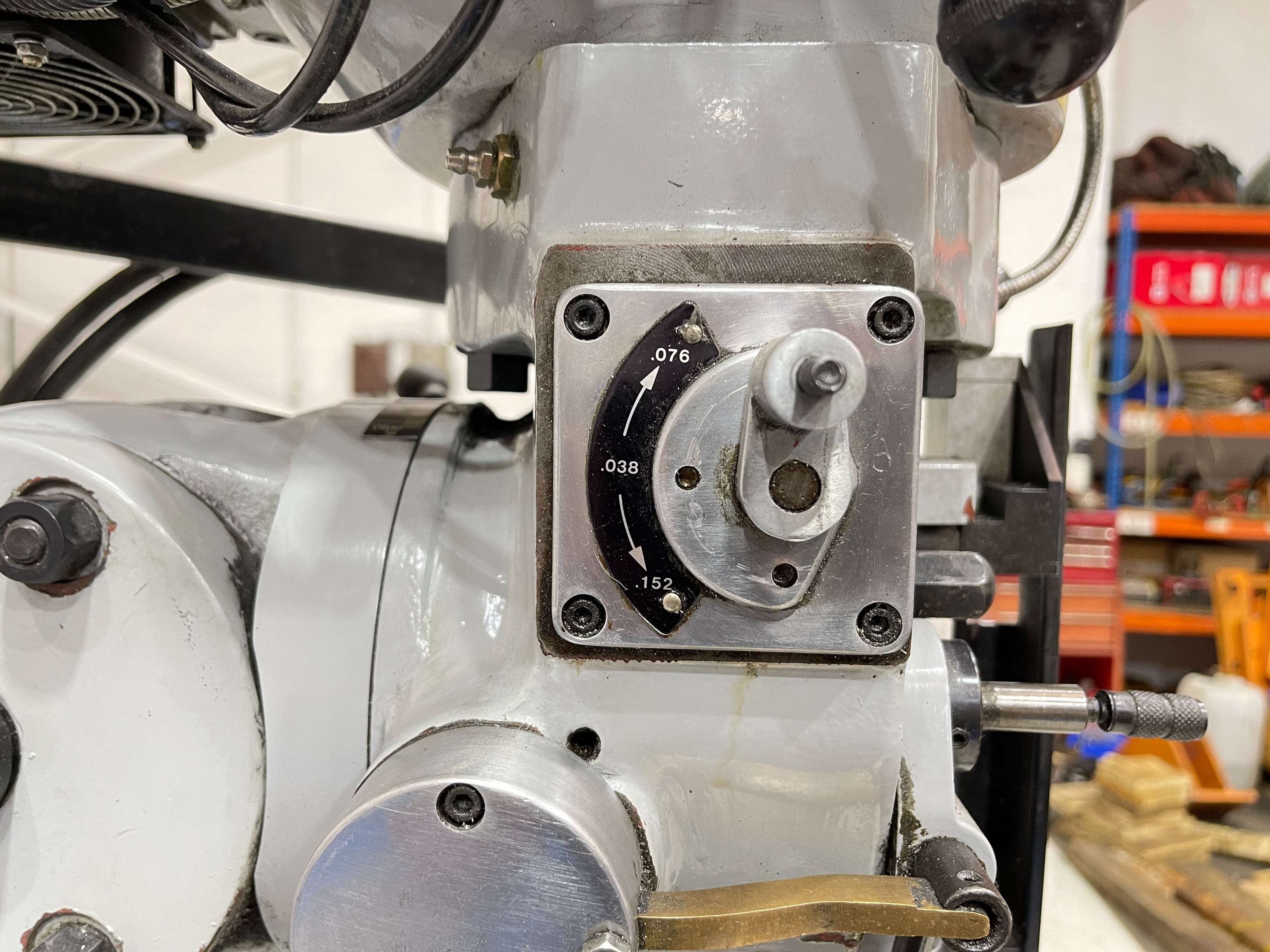XYZ EMX 2000 Turret Mill