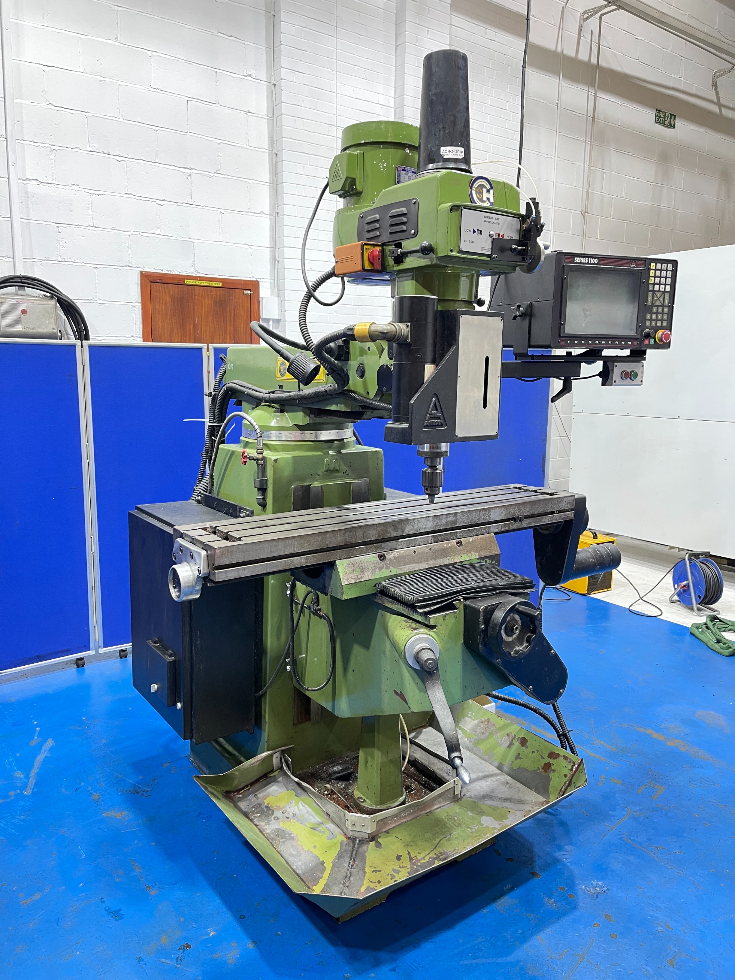 Chen Ho CH-V1600S NC Turret Head Milling Machine