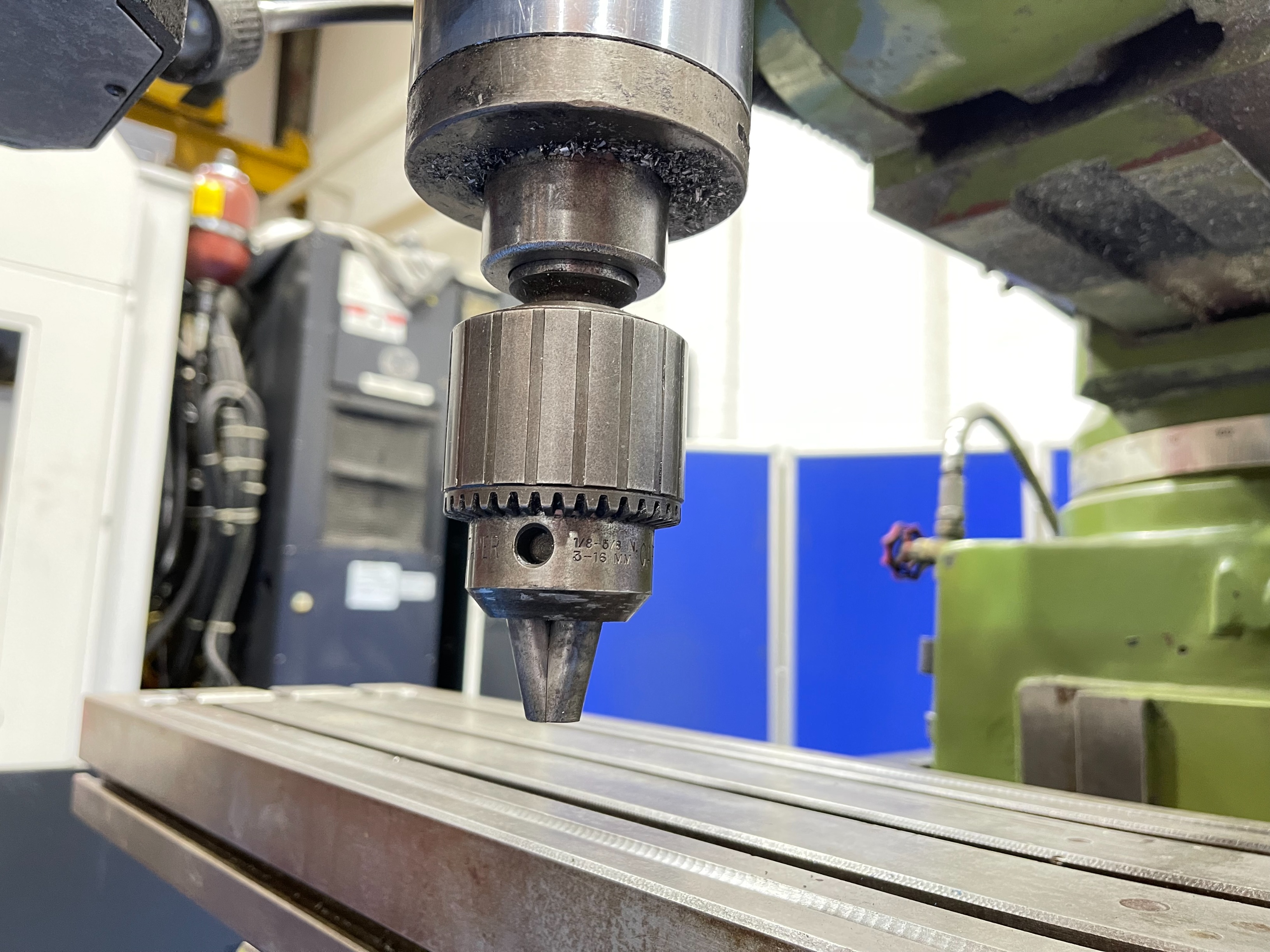 Chen Ho CH-V1600S NC Turret Head Milling Machine
