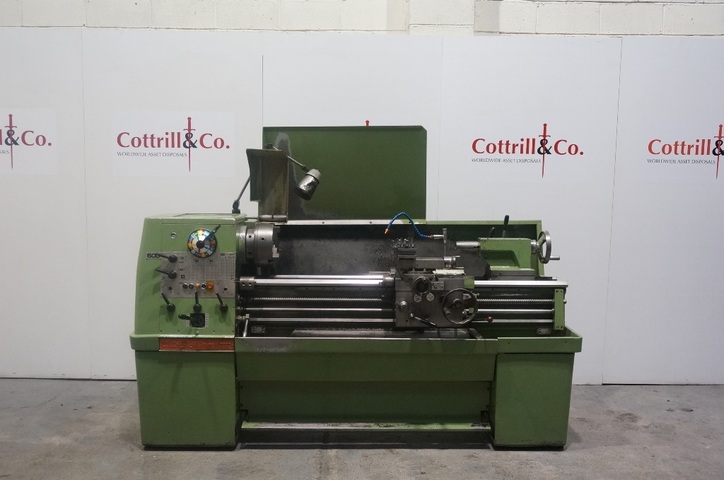 Colchester Triumph 2000 Straight Bed Centre Lathe