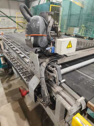 Lisec ESL/GFB-37/26 RE Glass Cutting Table                                 