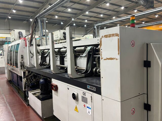 Tornos MultiDeco 26/6 CNC Multispindle Lathe with Fanuc Control (2000)