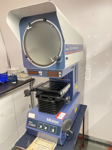 Mitutoyo PJ-A3000 Profile Projector