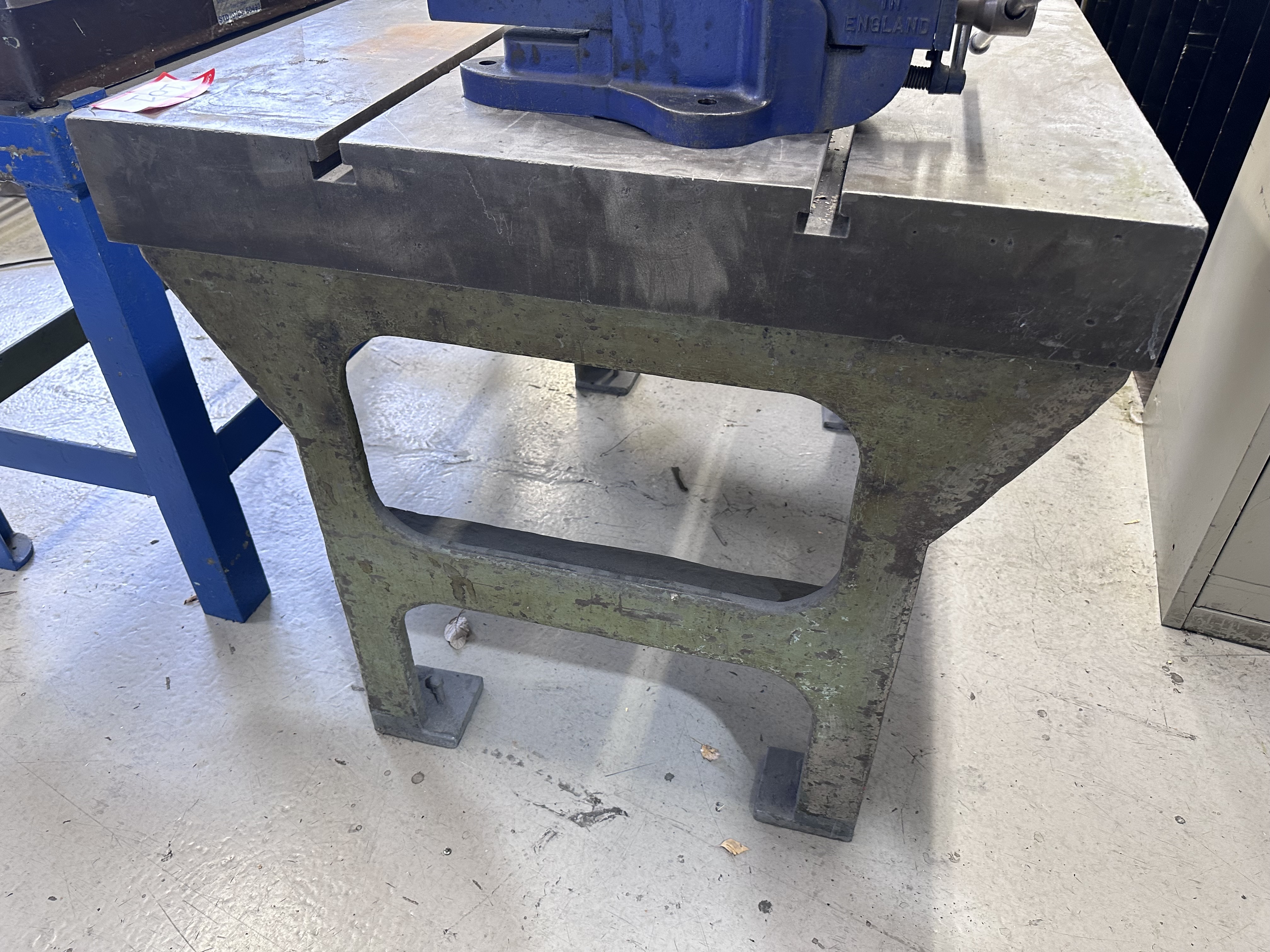 Cast Iron T Slot Surface Table, Size 1500 x 920mm