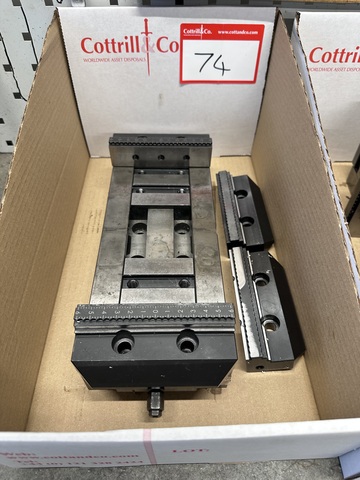 WNT Machine Vice 300mm Long, Type Z5G 4