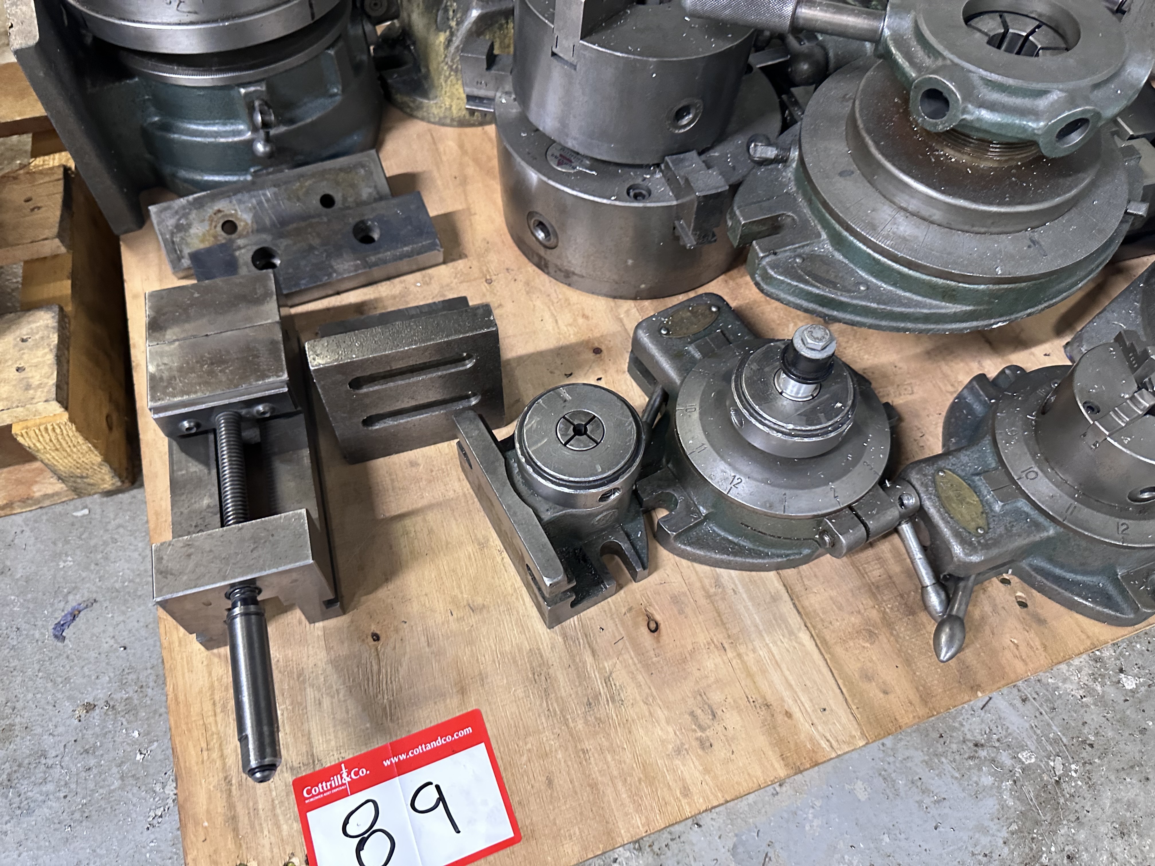 Various Machine Part Work Holding Vices & Angle Plate
