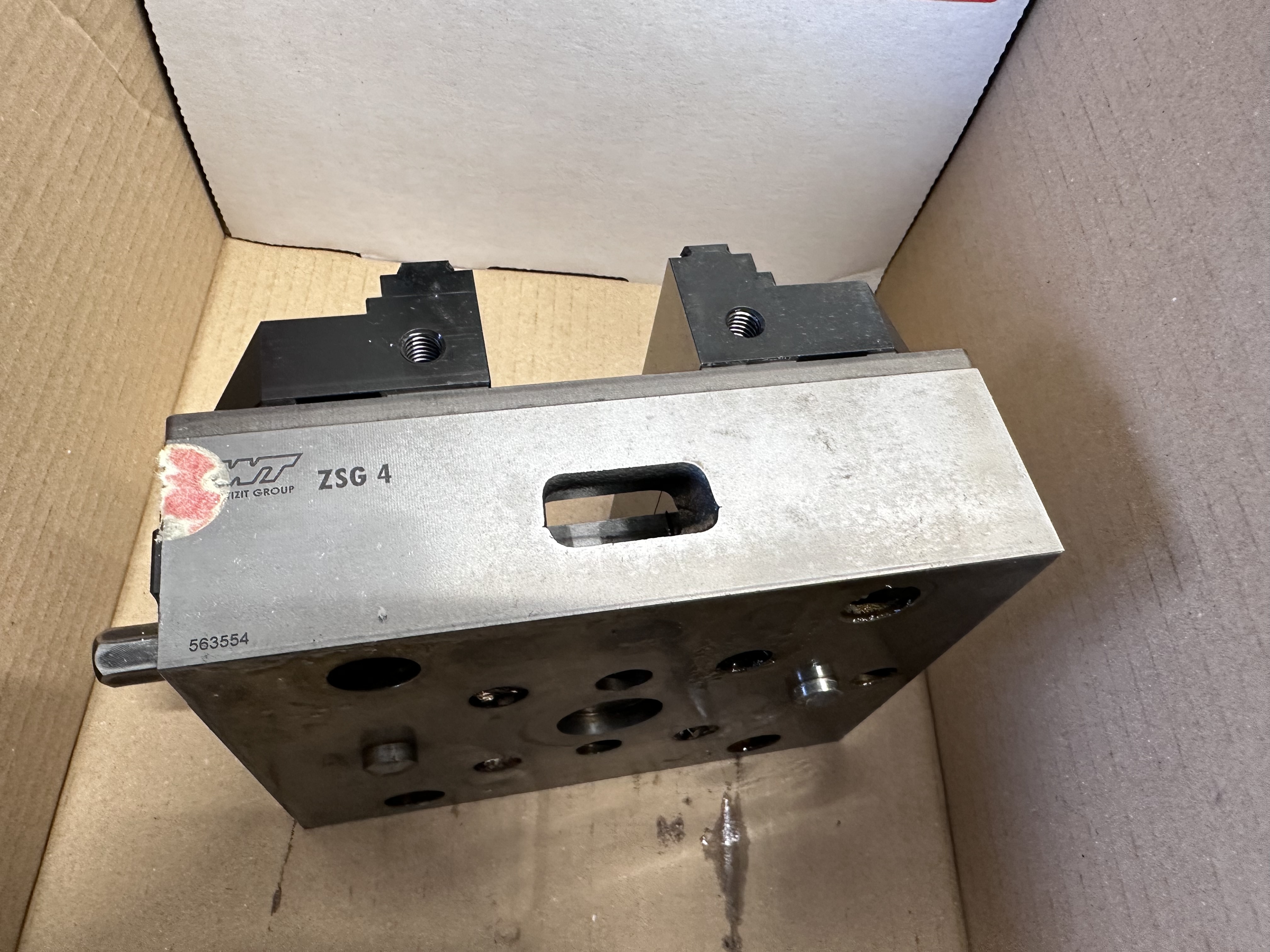 WNT Machine Vice 160mm Long, Type Z5G 4